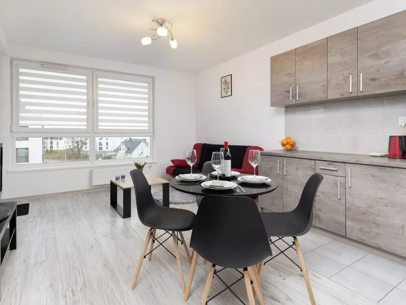 Bright Apartment | with Balcony and Parking Space – photo 1
