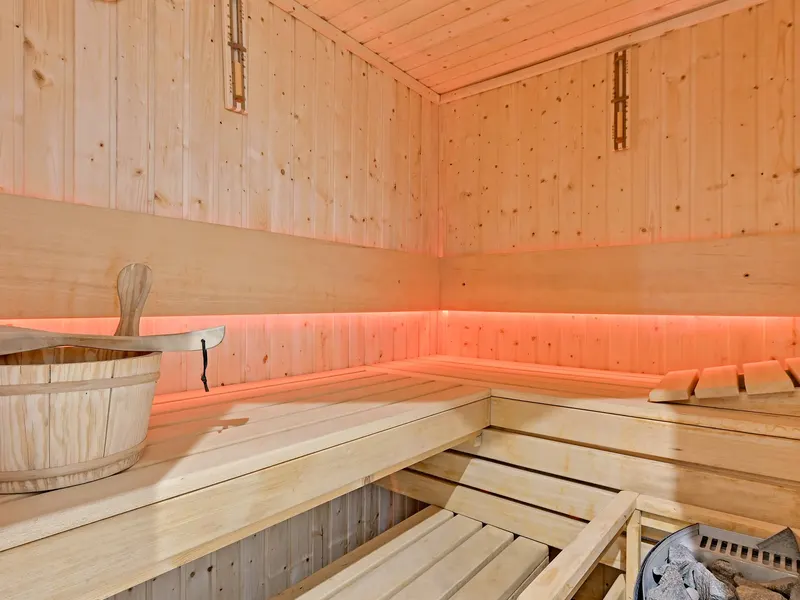 Stylish Studio in the Center of Gdansk | Swimming Pool, Sauna and Gym – photo 2