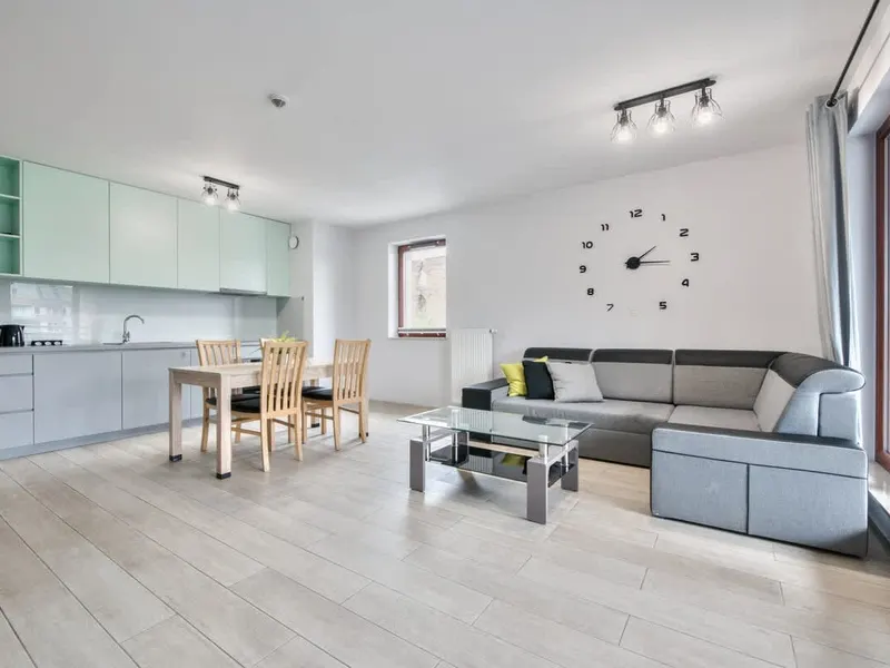 Elegant Apartment with Balcony | Parking | Swimming Pools – photo 1