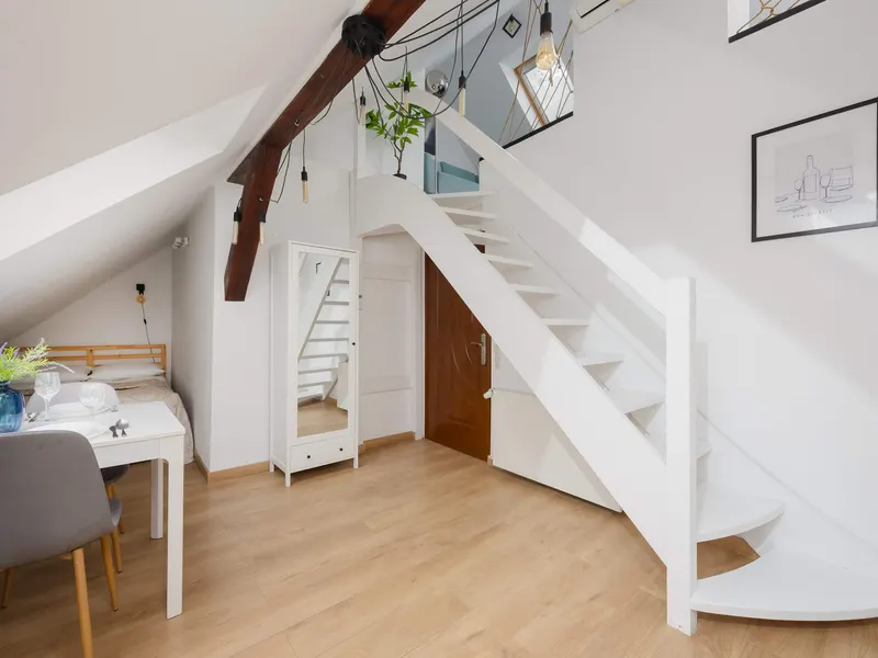 Przestronne Studio w Centrum | Antresola | Dla 6 Osób – zdjęcie 2