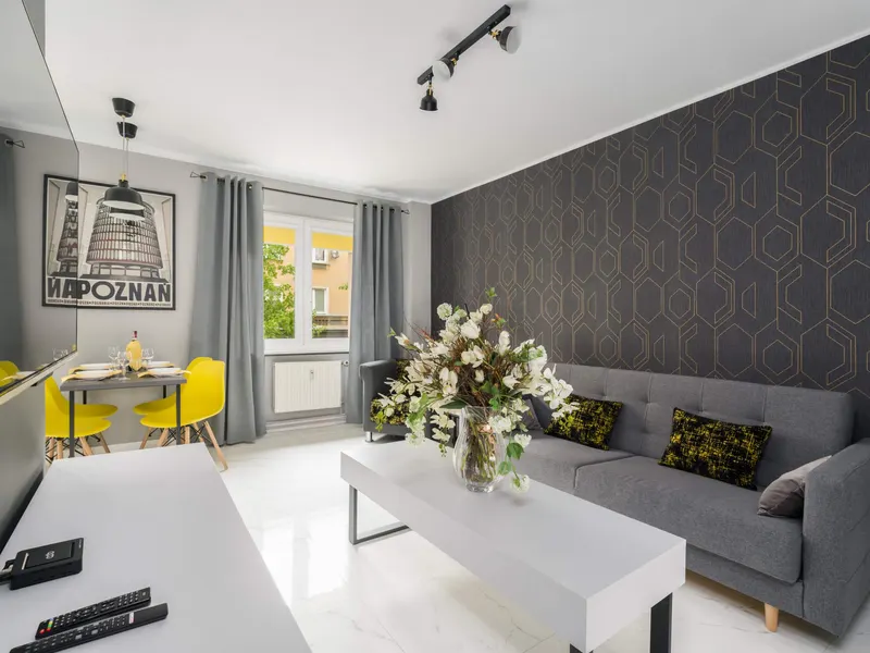 Elegant Apartment in Poznan | Workplace | Parking – photo 1