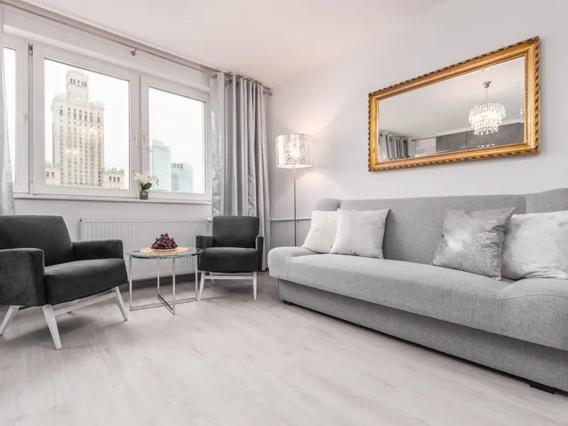 Elegant Apartment with a Balcony | View of the Palace of Culture and Science – photo 4