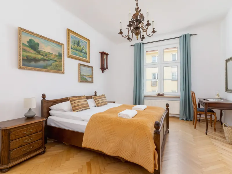 Stylowy Apartament w Centrum | Balkon, Klimatyzacja, Praca – zdjęcie 3
