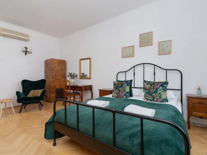 Stylowy Apartament w Centrum | Balkon, Klimatyzacja, Praca – zdjęcie 1
