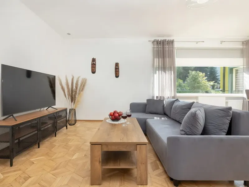 Spacious Apartment for 7 persons | 3 Balconies, Parking – photo 1