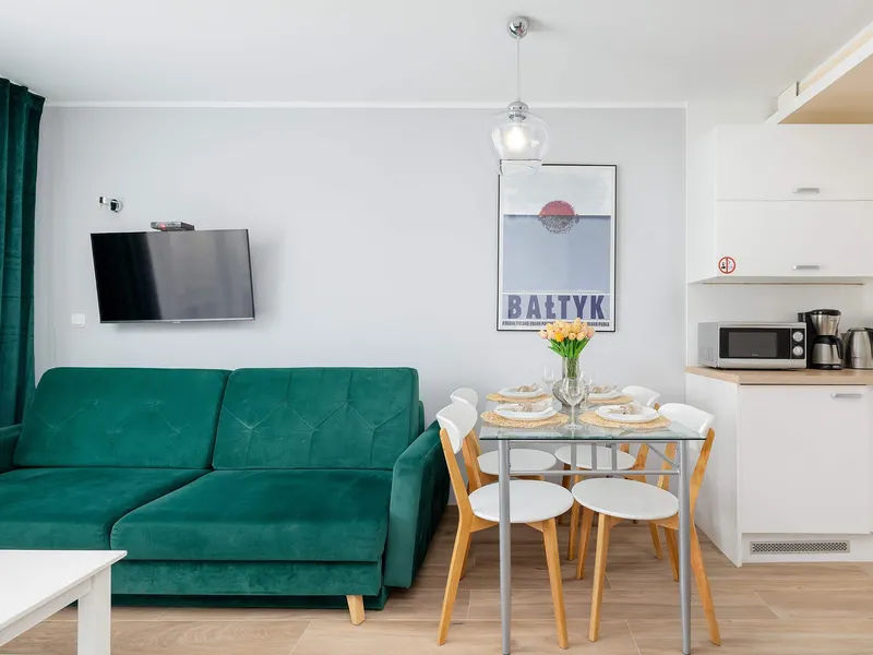 Jasny Apartament blisko Plaży | Balkon i Parking – zdjęcie 4