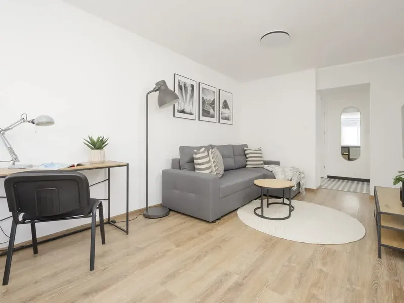 Stylish Apartment in the Center | Two Bedrooms | WiFi – photo 4