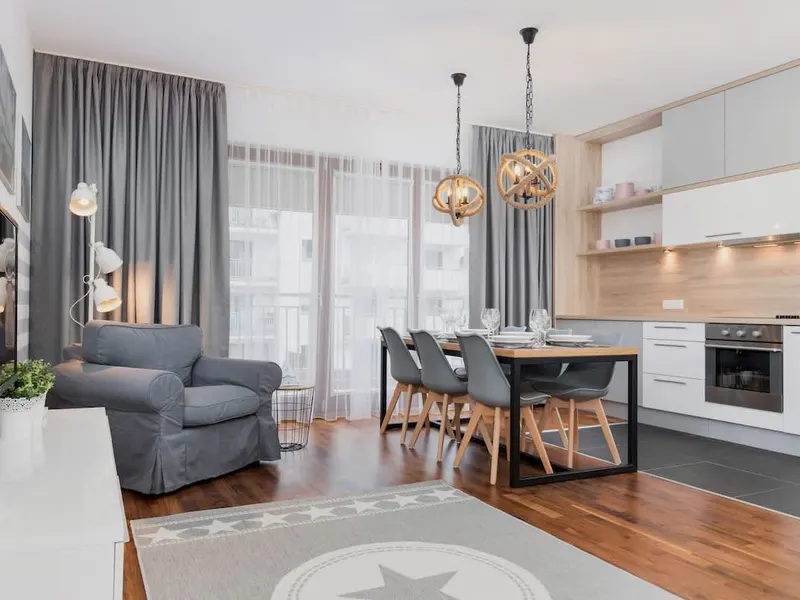 Przestronny Apartament dla 8 Osób | 3 Sypialnie | Balkon – zdjęcie 1