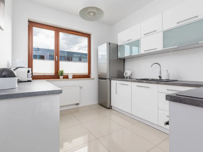 Przestronny Apartament | Balkon i Prywatny Parking – zdjęcie 4
