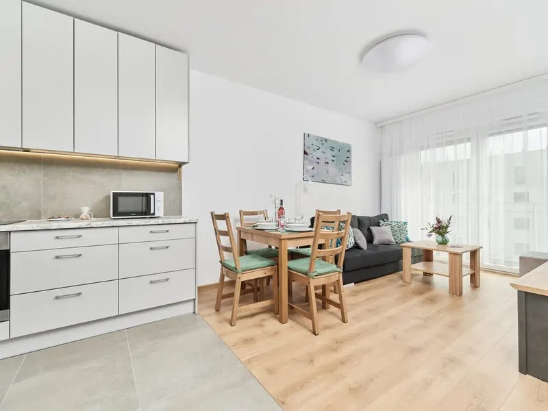 Cichy Apartament na Krzykach | Balkon i Prywatny Parking – zdjęcie 5