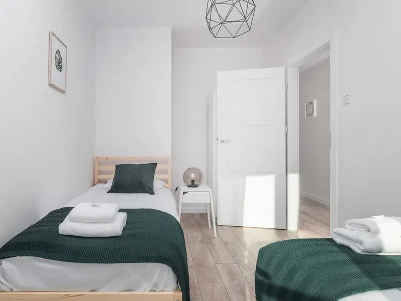 Przestronny Apartament z Balkonem | 3 Sypialnie – zdjęcie 4