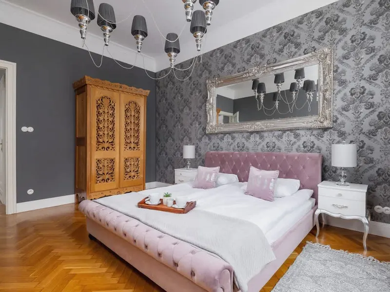 Przestronny Apartament w Kamienicy | 2 Balkony, Miejsce do Pracy – zdjęcie 2