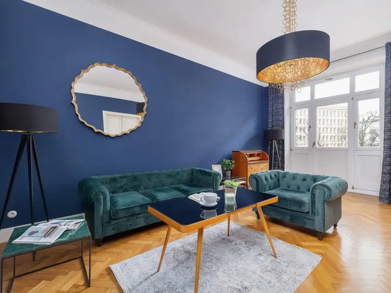 Przestronny Apartament w Kamienicy | 2 Balkony, Miejsce do Pracy – zdjęcie 1