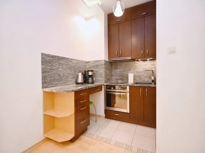 Funktionelle Wohnung | Parkplatz, Balkon, Strandnähe – Foto 4