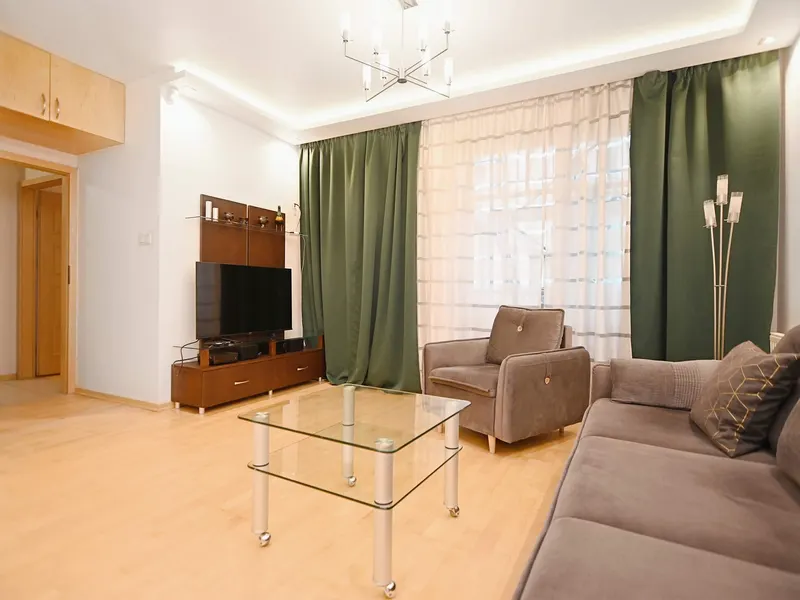 Funktionelle Wohnung | Parkplatz, Balkon, Strandnähe – Foto 5