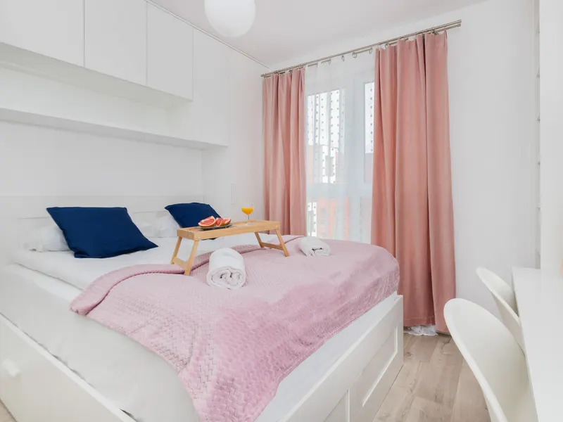 Przestronny Apartament dla 6 Osób | Balkon, Parking – zdjęcie 2