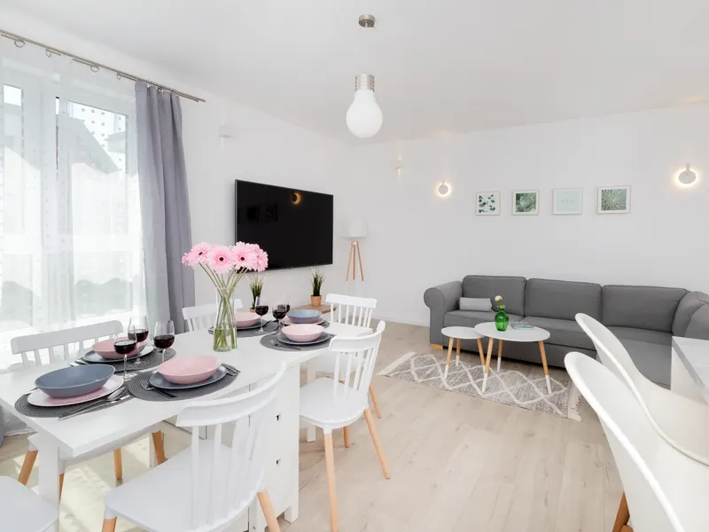 Przestronny Apartament dla 6 Osób | Balkon, Parking – zdjęcie 1
