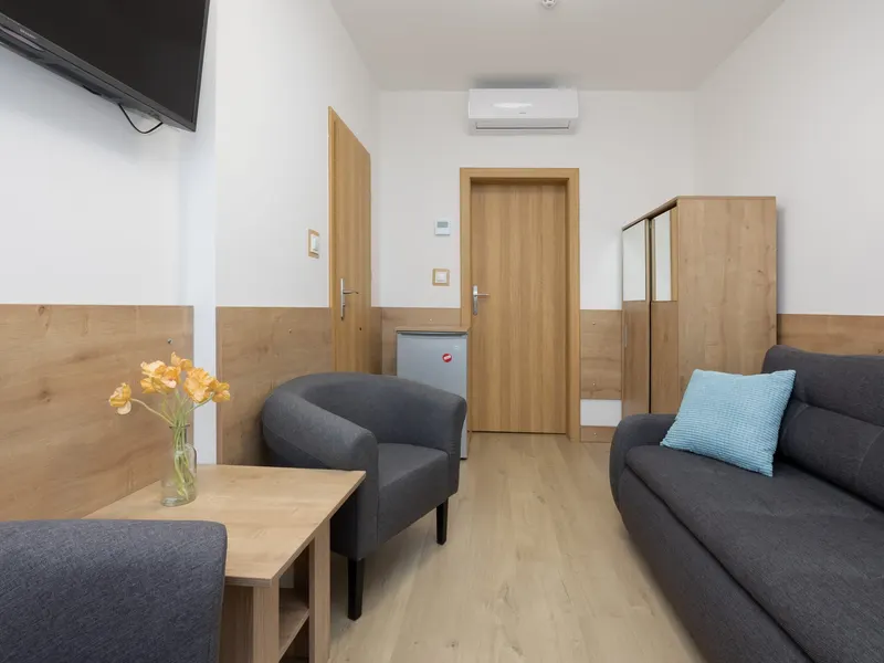 Air-conditioned Studios for 2 People | Close to the Beach – photo 2