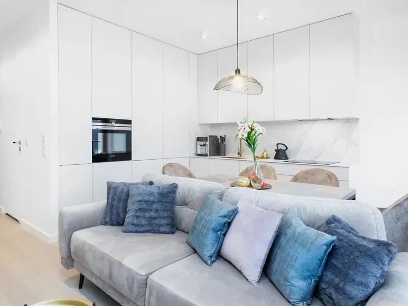 Repräsentative Wohnung | Zwei Balkone, Garagenstellplatz – Foto 3