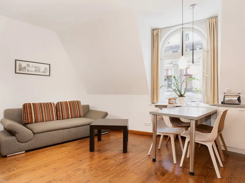 Komfortable Wohnung im Zentrum | 8 min zum Marktplatz – Foto 1
