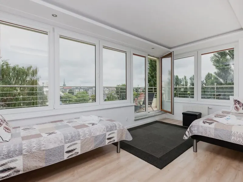 Komfortowy Apartament | 2 Sypialnie | Widok na Rzekę i Morze – zdjęcie 5