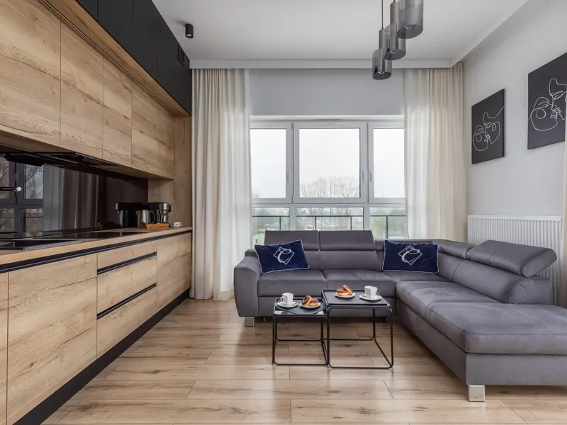 Sunny Apartment with Terrace | Pool, Spa, Parking – photo 1