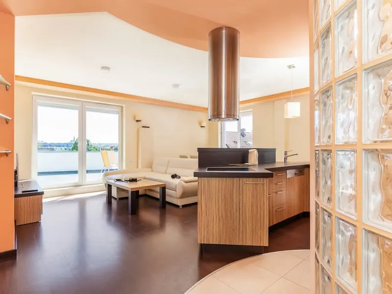 Przestronny Apartament | 3 Sypialnie, Taras, Parking – zdjęcie 1