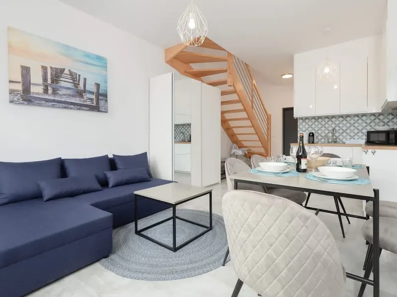 Spacious Apartment in Mielno | Terrace, Grill, 500 m to the Beach – photo 1