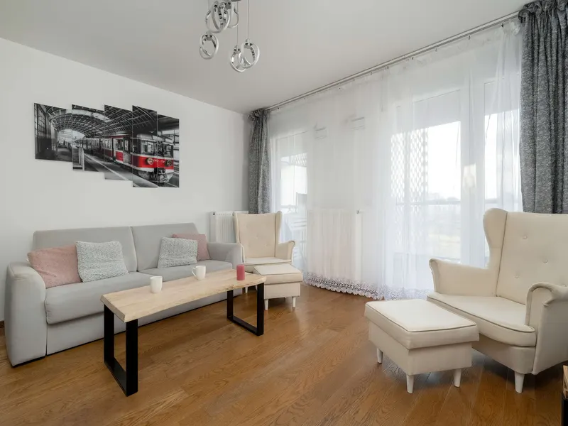 Modernes Appartement | Balkon | Parkplatz | Innenstadt – Foto 1