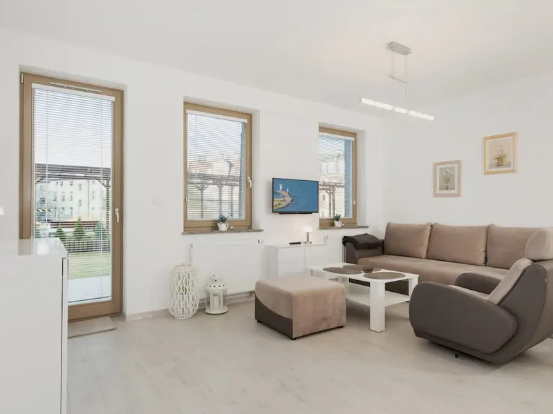 Jasny Apartament z Tarasem | Blisko Parku – zdjęcie 1
