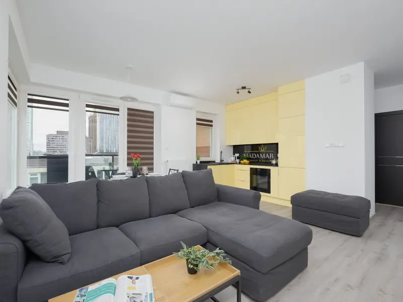 Family Apartment in the City Centre | Air-conditioning and Balcony – photo 1