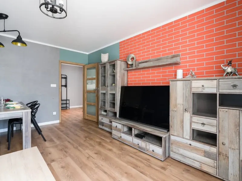 Przestronny Apartament | Parking, Wanna, Blisko Parku – zdjęcie 2