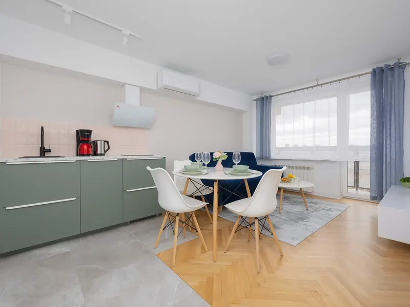Stylish Apartment with a View | Air Conditioning | Close to PGE – photo 4