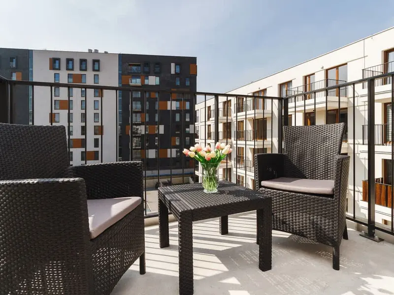 Stilvolle Wohnung in der Nähe des Bahnhofs | Parkplatz | Balkon – Foto 3