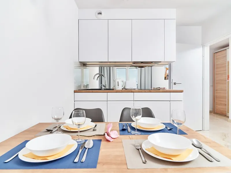 Jasny Apartament z Balkonem | Centrum Wrocławia – zdjęcie 2
