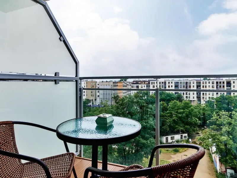 Jasny Apartament z Balkonem | Centrum Wrocławia – zdjęcie 5