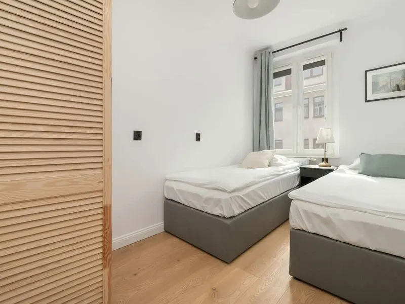 Apartment in the Heart of Wrzeszcz | Balcony and Workspace – photo 2