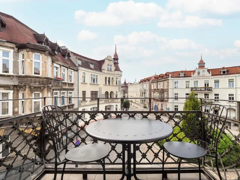 Apartment in the Heart of Wrzeszcz | Balcony and Workspace – photo 3