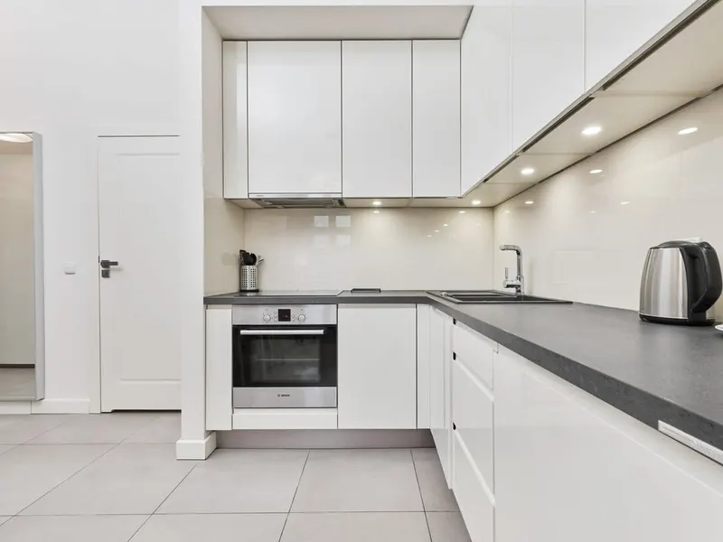 Komfortowy Apartament w Centrum | Blisko Rynku i Dworca – zdjęcie 3