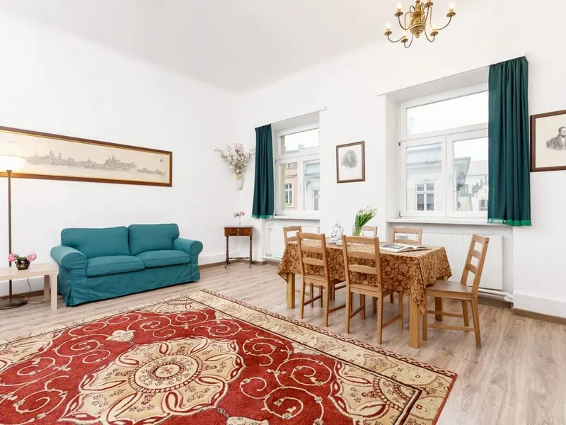 Przestronny Apartament | 3 Sypialnie | 100 m do Rynku – zdjęcie 1
