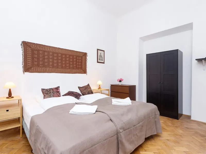 Przestronny Apartament | 3 Sypialnie | 100 m do Rynku – zdjęcie 2
