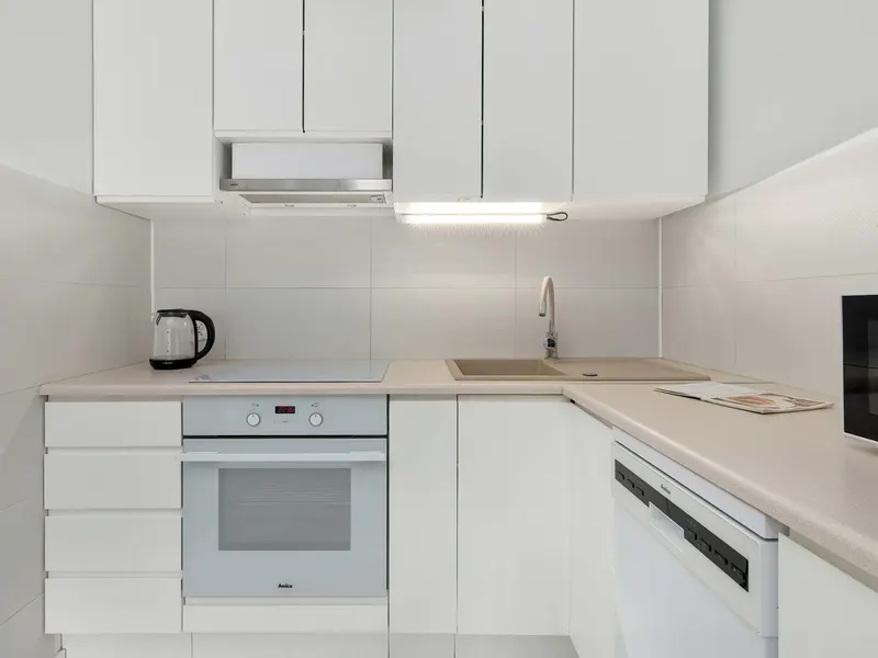 Komfortowy Apartament | Parking, Siłownia i Balkon – zdjęcie 5
