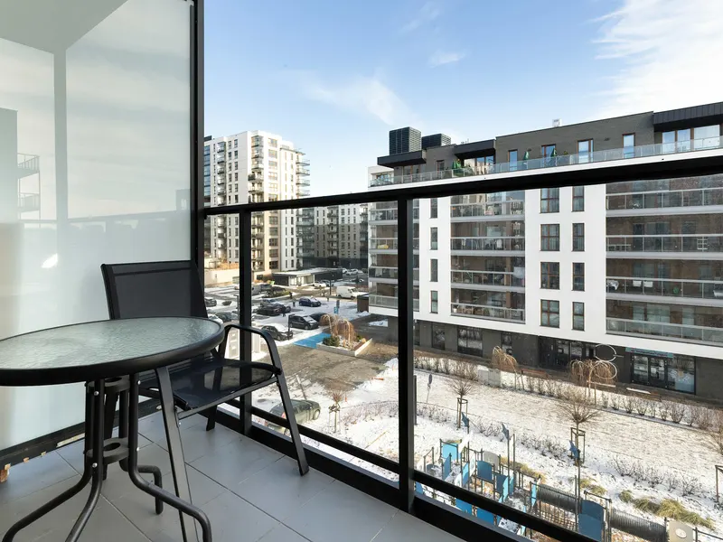 Komfortowy Apartament | Parking, Siłownia i Balkon – zdjęcie 4