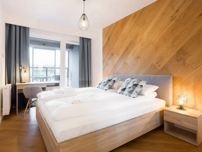 Elegant Apartment with Balcony | Parking | Workspace – photo 1