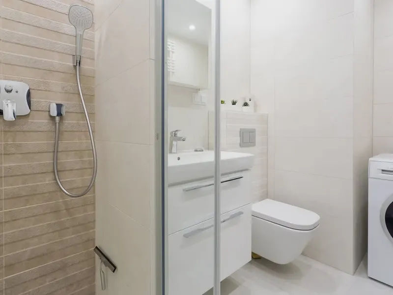 Elegant Apartment with Balcony | Parking | Workspace – photo 5
