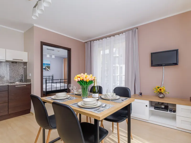 Przytulny Apartament z Balkonem | 5 minut do Plaży – zdjęcie 5