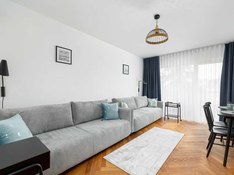 Klimatyzowane Studio dla 4 osób | Balkon, Blisko Plaży – zdjęcie 1