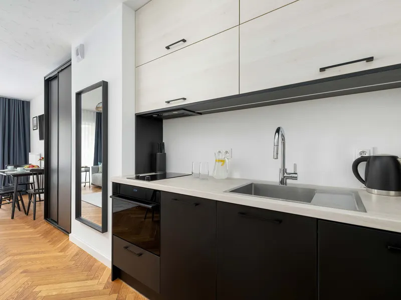 Klimatyzowane Studio dla 4 osób | Balkon, Blisko Plaży – zdjęcie 3