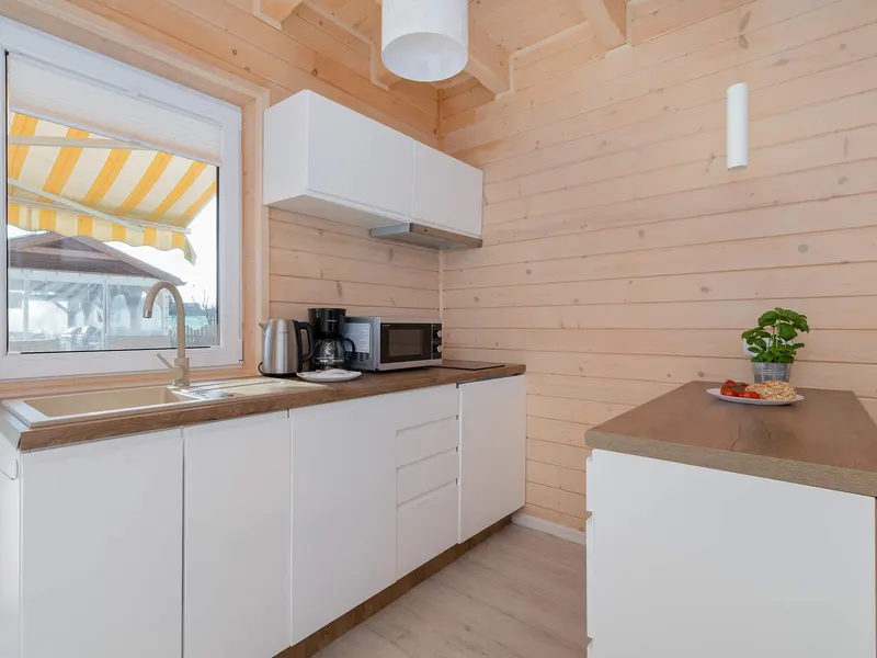 Wooden Family Apartment | Parking and Playground – photo 3