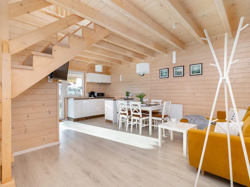 Wooden Family Apartment | Parking and Playground – photo 5